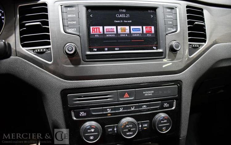 VOLKSWAGEN GOLF SPORTVAN 1.4 TSI 125CH BLUEMOTION ALLSTAR DSG BVA BLANC EC-637-JD