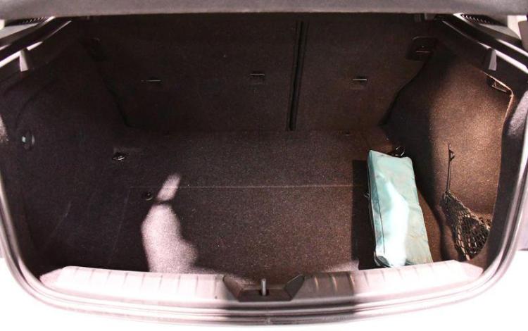 BMW SERIE 1 116d 1,5 115 M SPORT BVA GRIS EC-808-ZL