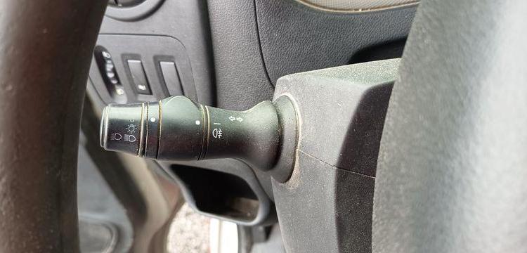 RENAULT MASTER 2,3 DCI 16V BENNE AVEC COFFRE ACIER DIESEL – 168574 KMS – ANNEE 2016 ROUGE ED-254-FX