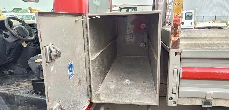 RENAULT MASTER 2,3 DCI 16V BENNE AVEC COFFRE ACIER DIESEL – 168574 KMS – ANNEE 2016 ROUGE ED-254-FX