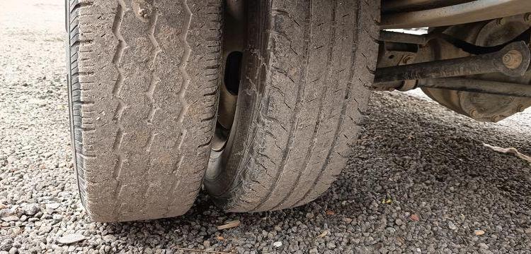 RENAULT MASTER 2,3 DCI 16V BENNE AVEC COFFRE ACIER DIESEL – 168574 KMS – ANNEE 2016 ROUGE ED-254-FX