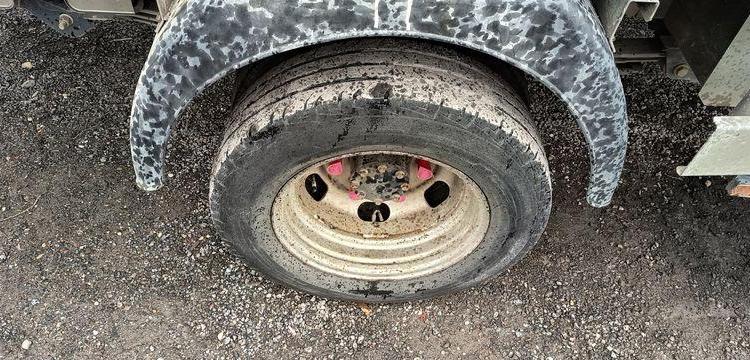 RENAULT MASTER 2,3 DCI 16V BENNE AVEC COFFRE ACIER DIESEL – 168574 KMS – ANNEE 2016 ROUGE ED-254-FX