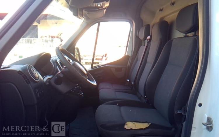 RENAULT MASTER BLANC ED-570-PB