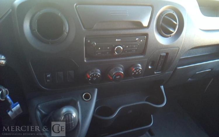 RENAULT MASTER BLANC ED-570-PB