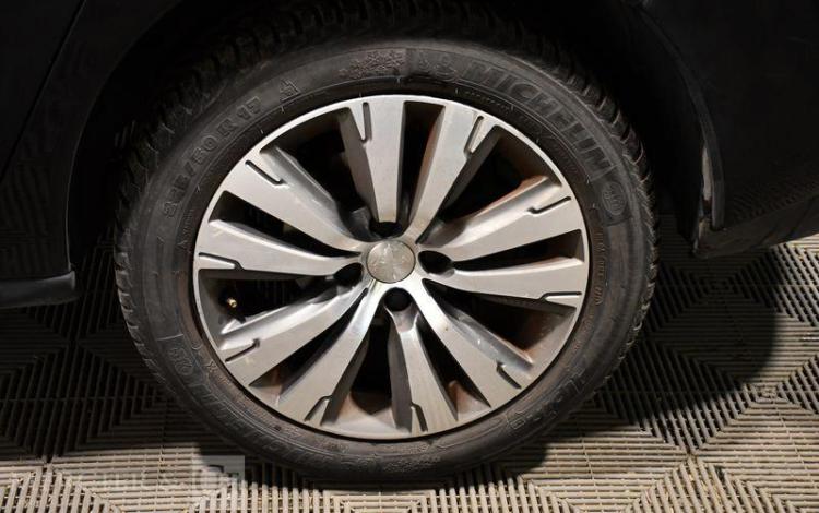 PEUGEOT 3008 1,2 PURETECH 130 STYLE START-STOP NOIR ED-704-ZT