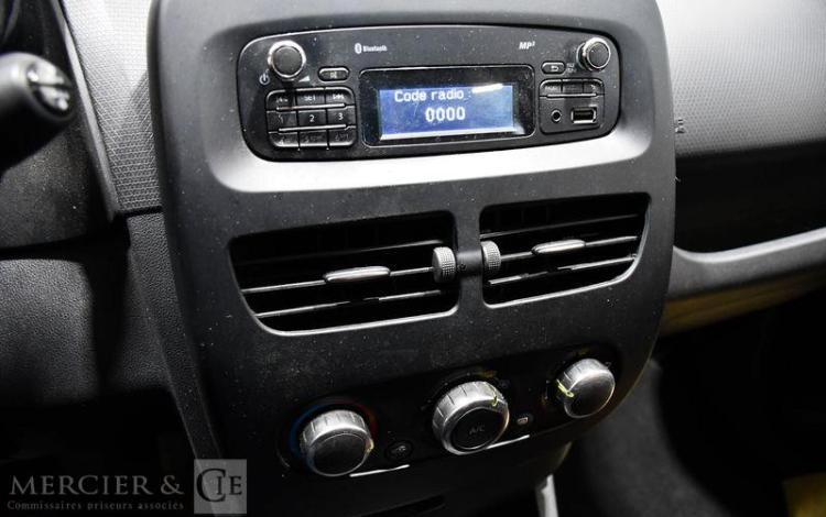 RENAULT CLIO BLANC ED-857-CX