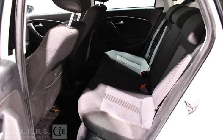 VOLKSWAGEN POLO 1,2 TSI 90CH BLUEMOTION BLANC EF-046-CG