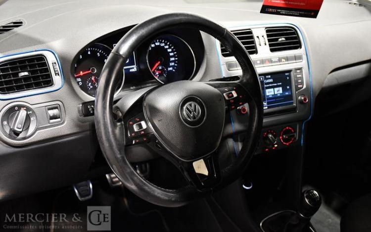 VOLKSWAGEN POLO 1,2 TSI 90CH BLUEMOTION BLANC EF-046-CG