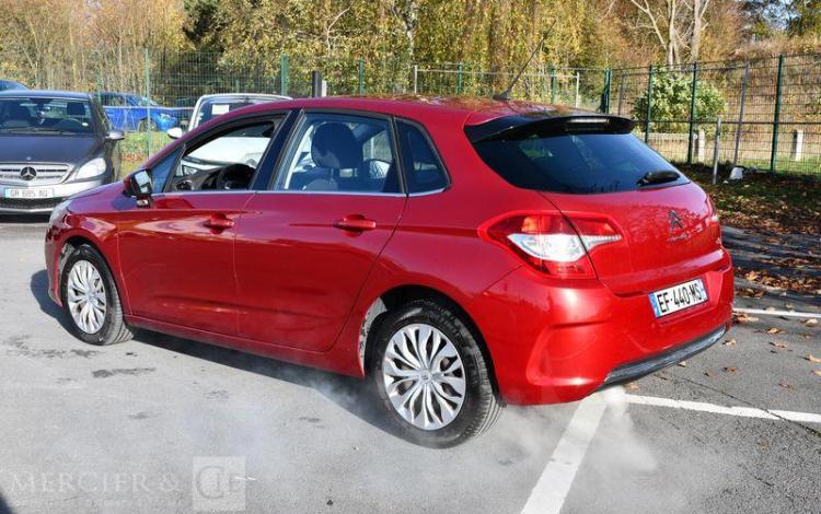 CITROEN C4 1,4 VTI 95 ATTRACTION ROUGE EF-440-MS