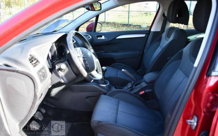 CITROEN C4 1,4 VTI 95 ATTRACTION ROUGE EF-440-MS
