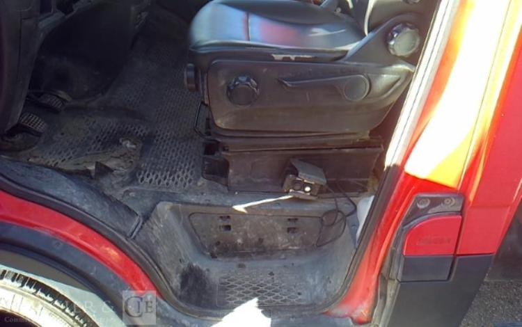 IVECO 35-130  BENNE SIMPLE CABINE COFFRE ROUGE EF-646-FV