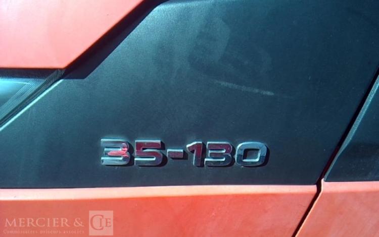 IVECO 35-130  BENNE SIMPLE CABINE COFFRE ROUGE EF-646-FV