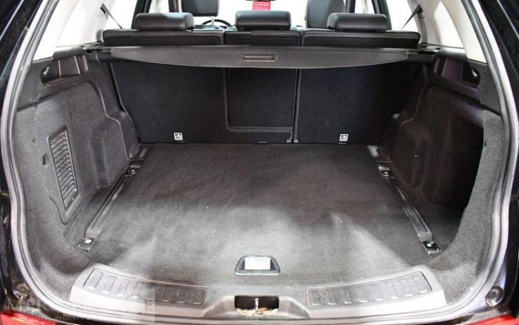 LAND ROVER DISCOVERY SPORT NOIR EH-134-PM