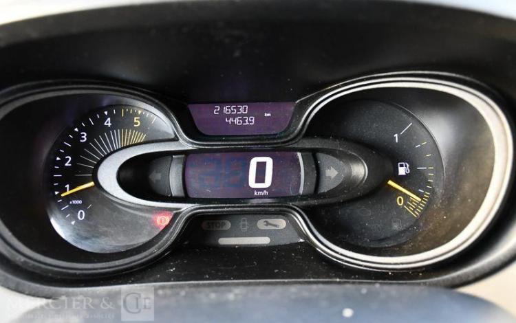 RENAULT TRAFIC COMBI 1.6 DCI 125 L1 ENERGY ZEN ROUGE EJ-174-CF