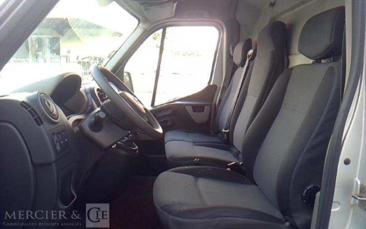 NISSAN NV400 2,3 DCI 165 GRIS EJ-761-NT