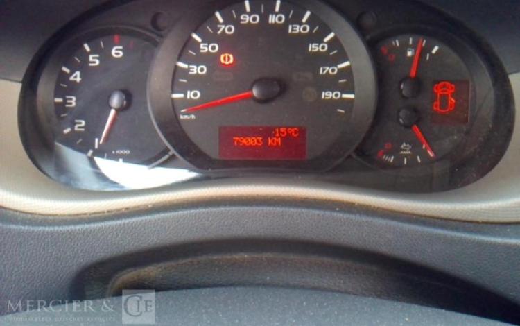 NISSAN NV400 2,3 DCI 165 GRIS EJ-761-NT