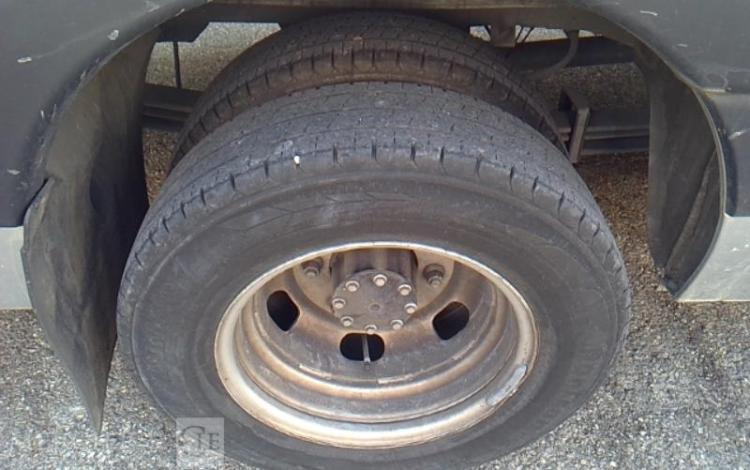 NISSAN NV400 2,3 DCI 165 GRIS EJ-761-NT