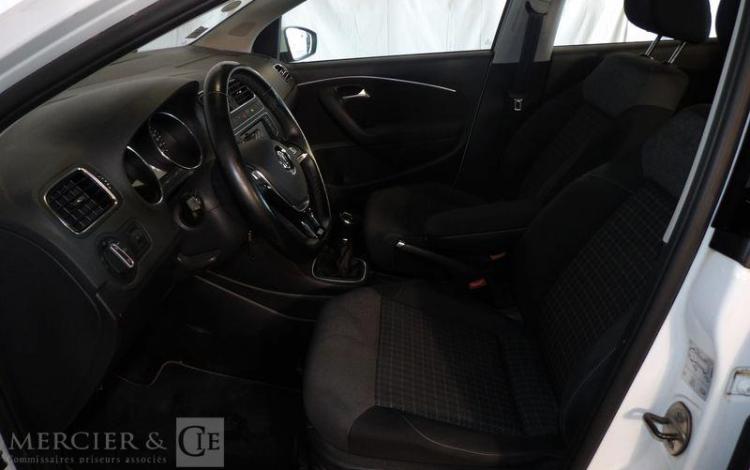 VOLKSWAGEN POLO 1.4 TDI 90CH BLUEMOTION CONFORT LINE BUSINESS BLANC EK-601-MM