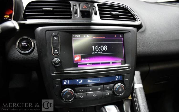 RENAULT KADJAR 1.2 TCE 130 ENERGY INTENS EDC BLEU EK-804-DC