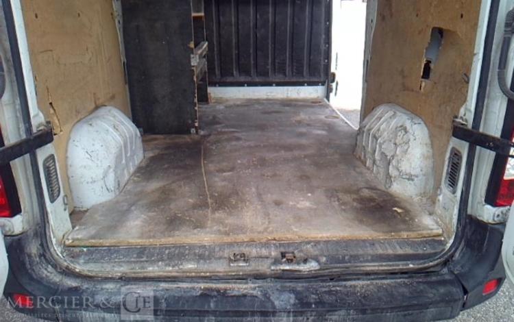 RENAULT MASTER BLANC EL-100-WC