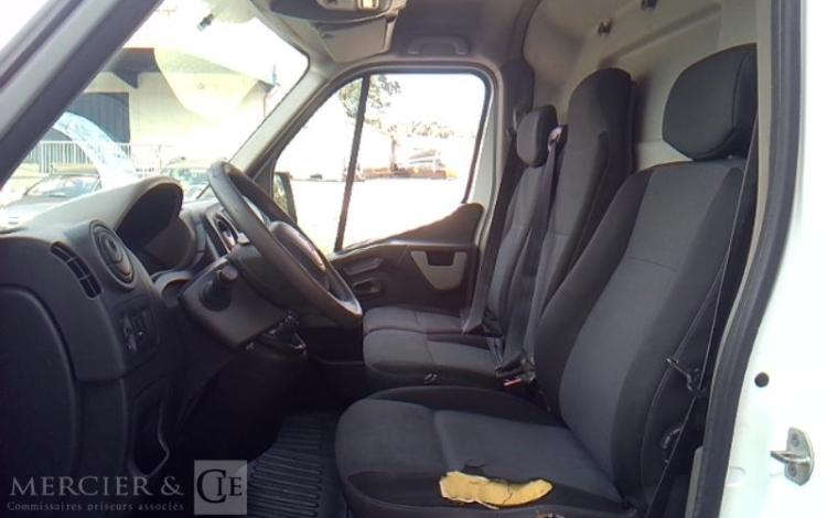 RENAULT MASTER BLANC EL-100-WC