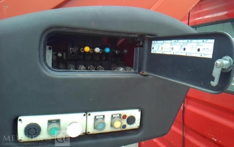 IVECO NACELLE 16M SUR VL LEGER  EL-711-JA