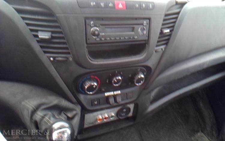 IVECO NACELLE 16M SUR VL LEGER  EL-711-JA