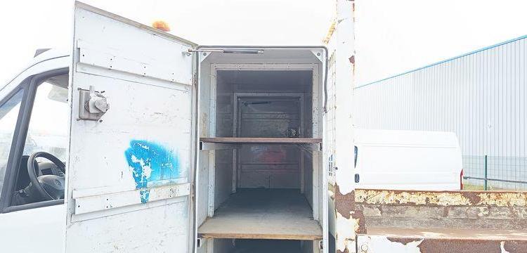 MERCEDES SPRINTER 2 2,2 D 143 CV BENNE AVEC COFFRE ACIER – DIESEL – 138102 KMS – AN 2017  EL-964-EJ