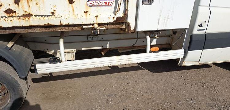 MERCEDES SPRINTER 2 2,2 D 143 CV BENNE AVEC COFFRE ACIER – DIESEL – 138102 KMS – AN 2017  EL-964-EJ