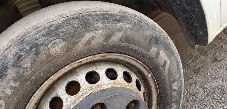 MERCEDES SPRINTER 2 2,2 D 143 CV BENNE AVEC COFFRE ACIER – DIESEL – 138102 KMS – AN 2017  EL-964-EJ