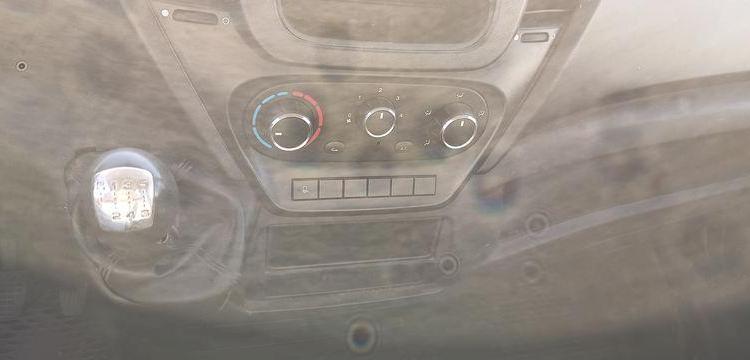 IVECO CAMION BENNE SIMPLE CAB – COFFRE  EN-015-QY