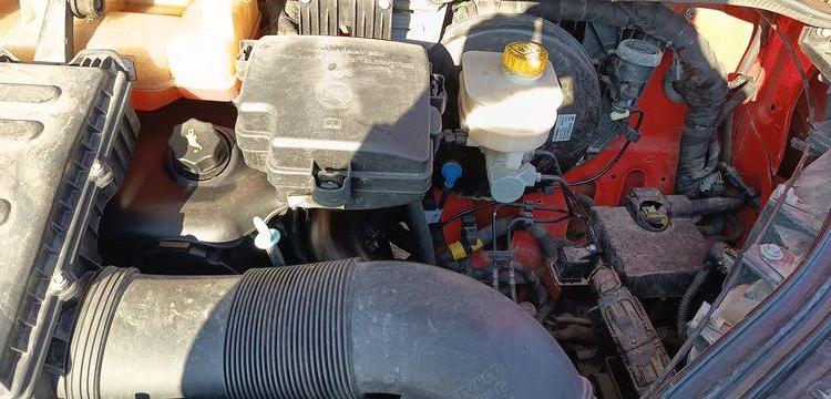 IVECO CAMION BENNE SIMPLE CAB – COFFRE  EN-015-QY