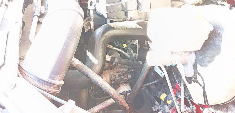 IVECO CAMION BENNE SIMPLE CAB – COFFRE  EN-015-QY