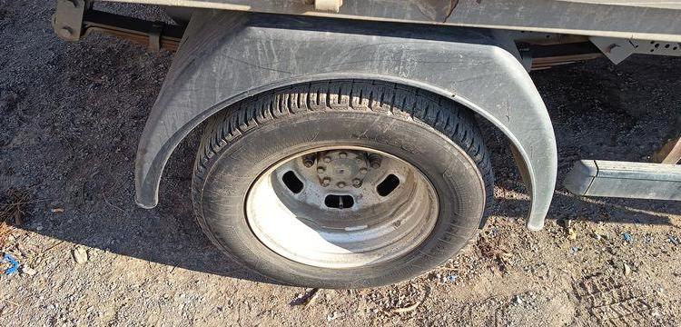 IVECO CAMION BENNE SIMPLE CAB – COFFRE  EN-015-QY