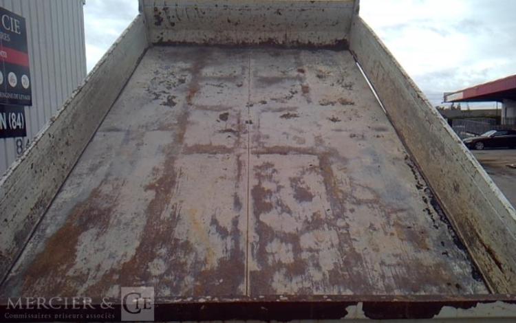 IVECO 35-140  BENNE SIMPLE CABINE BLANC EN-307-GP