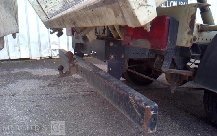 IVECO 35-140  BENNE SIMPLE CABINE BLANC EN-307-GP