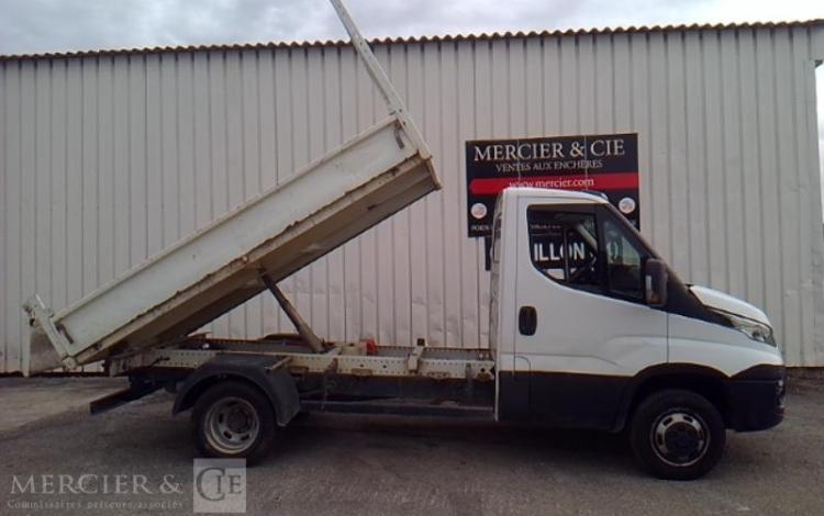 IVECO 35-140  BENNE SIMPLE CABINE BLANC EN-307-GP