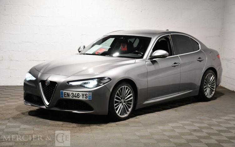 ALFAROMEO GIULIA 2,2 JTDM 180 SUPER BUSINESS BVA GRIS EN-346-YS