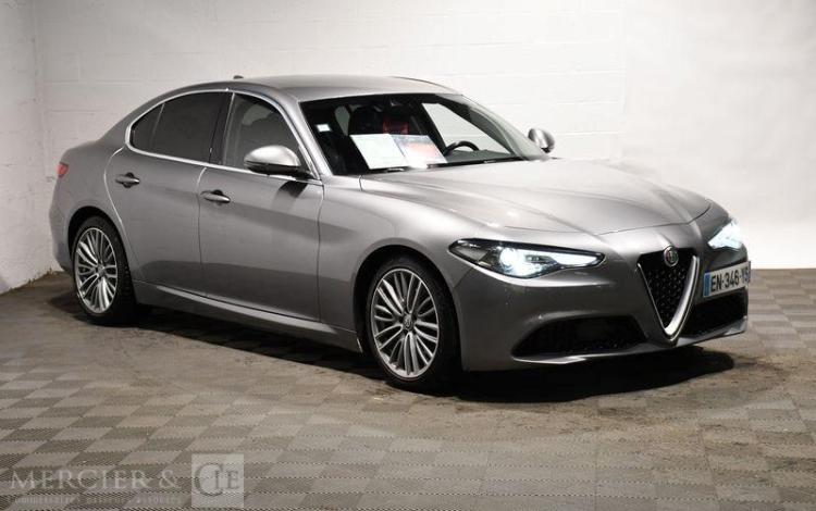 ALFAROMEO GIULIA 2,2 JTDM 180 SUPER BUSINESS BVA GRIS EN-346-YS