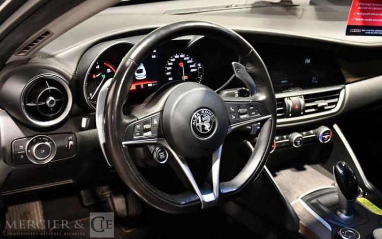 ALFAROMEO GIULIA 2,2 JTDM 180 SUPER BUSINESS BVA GRIS EN-346-YS