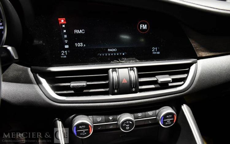 ALFAROMEO GIULIA 2,2 JTDM 180 SUPER BUSINESS BVA GRIS EN-346-YS