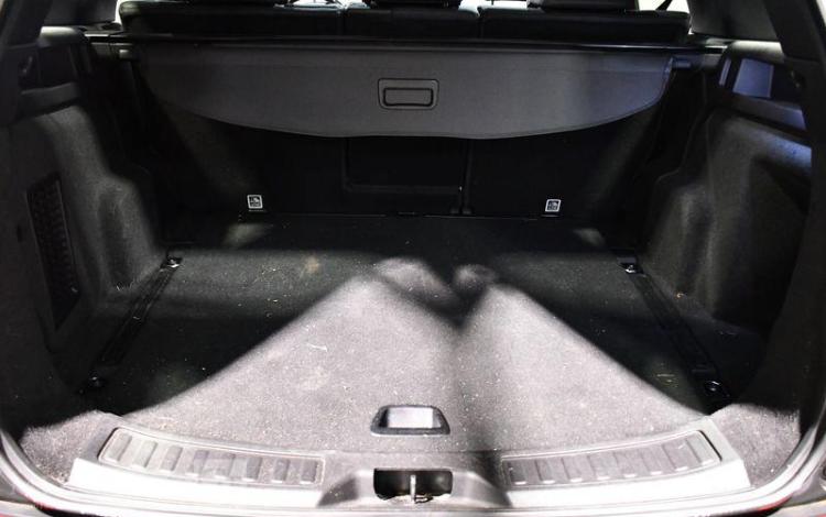 LAND ROVER DISCOVERY SPORT 2,0 TD4 180 HSE 4WD BVA GRIS EP-015-AX
