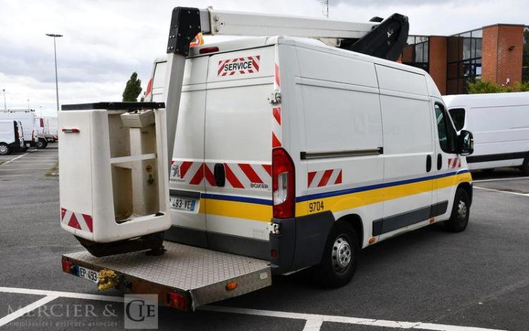PEUGEOT BOXER NACELLE L2H2 335 PREMIUM PACK 130 BLANC EP-493-VE