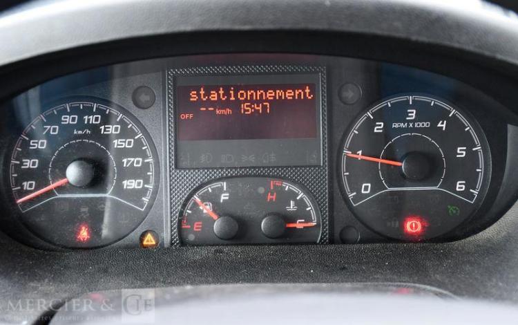 PEUGEOT BOXER NACELLE L2H2 335 PREMIUM PACK 130 BLANC EP-493-VE