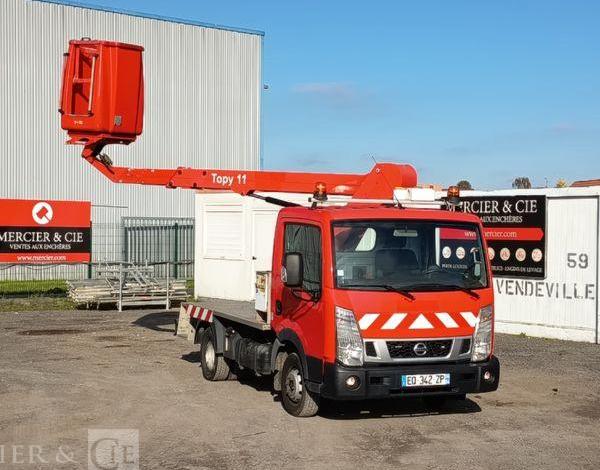NISSAN NT400- NACELLE