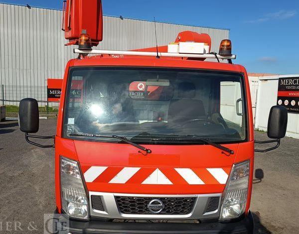 NISSAN NT400- NACELLE