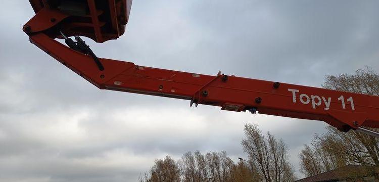 NISSAN NT400- NACELLE