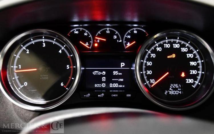 PEUGEOT 508 ALLURE 1,6 BLUE HDI 120 S&S GRIS ER-428-TJ