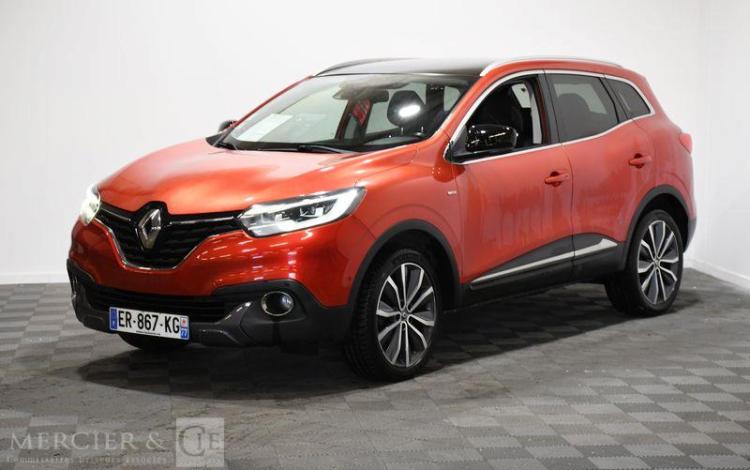 RENAULT KADJAR ROUGE ER-867-KG