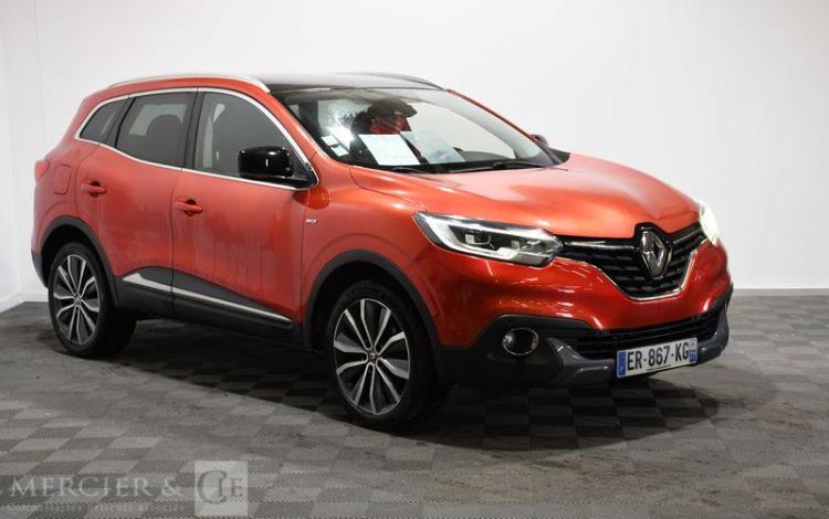 RENAULT KADJAR ROUGE ER-867-KG